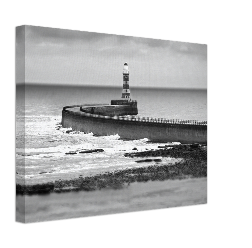 Roker Lighthouse And Pier Northumberland Photo Print - Canvas - Framed Photo Print - Hampshire Prints