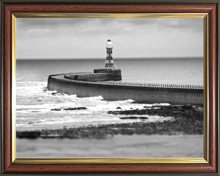 Roker Lighthouse And Pier Northumberland Photo Print - Canvas - Framed Photo Print - Hampshire Prints