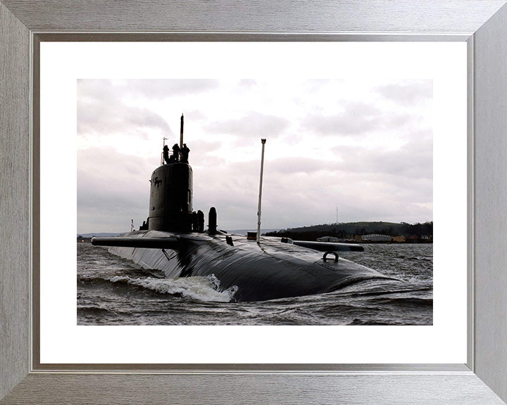 HMS Renown Submarine | Photo Print | Framed Print | Resolution Class | Royal Navy - Hampshire Prints