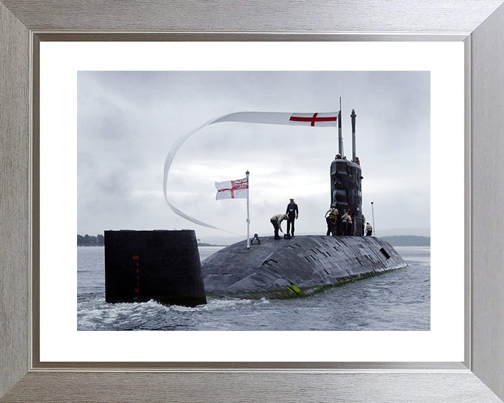 HMS Splendid S106 Royal Navy Swiftsure class Submarine Photo Print or Framed Print - Hampshire Prints