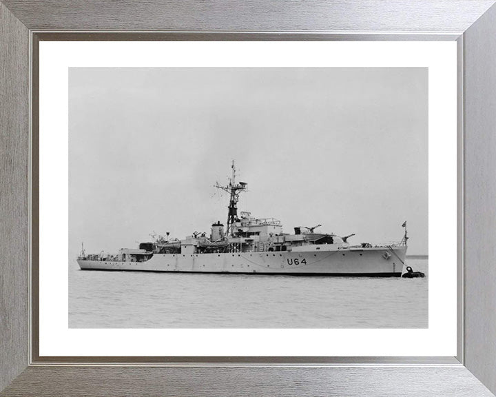 HMS Nereide U64 Royal Navy Modified Black Swan Class sloop Photo Print or Framed Print - Hampshire Prints