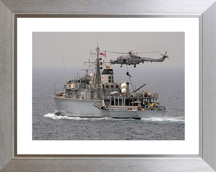 HMS Quorn M41 Royal Navy Hunt class mine countermeasures vessel Photo Print or Framed Print - Hampshire Prints