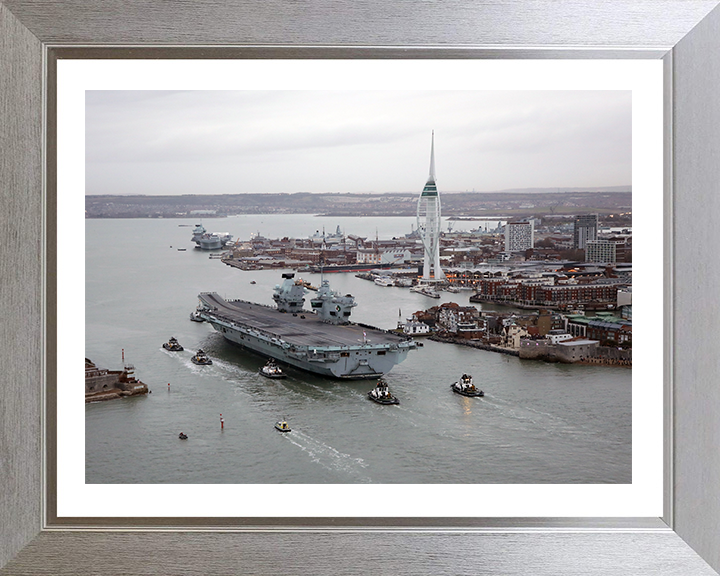 HMS Queen Elizabeth R08 | Photo Print | Framed Print | Queen Elizabeth Class | Aircraft Carrier | Royal Navy