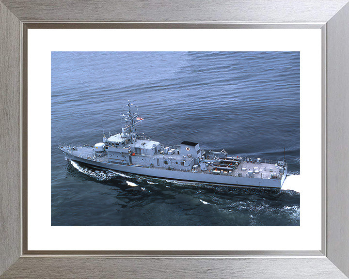 HMS Plover P240 Royal Navy Peacock class patrol vessel Photo Print or Framed Print - Hampshire Prints