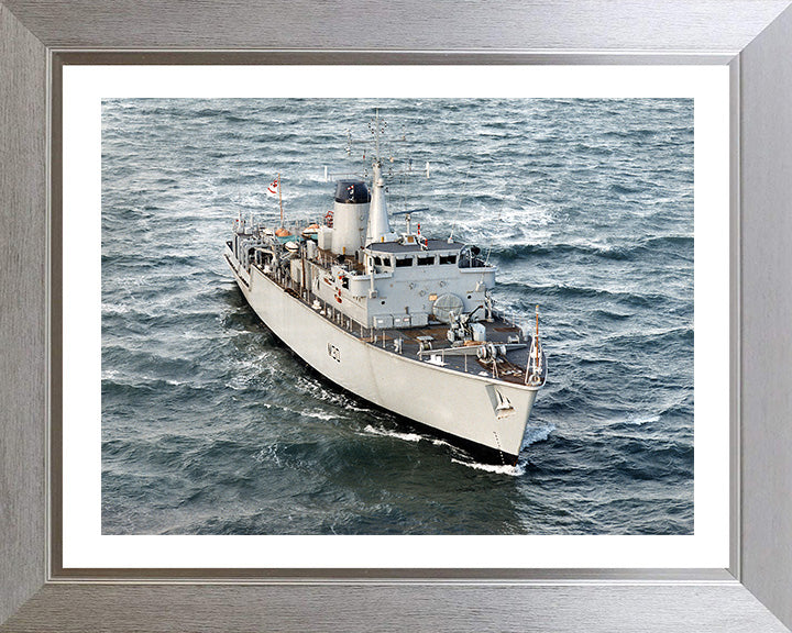 HMS Ledbury M30 Royal Navy Hunt class minehunter Photo Print or Framed Print - Hampshire Prints