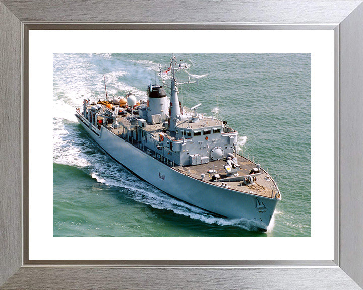 HMS Quorn M41 Royal Navy Hunt class mine countermeasures vessel Photo Print or Framed Print - Hampshire Prints