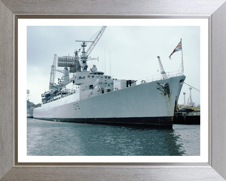 HMS Glamorgan D19 Royal Navy County class Destroyer Photo Print or Framed Print - Hampshire Prints