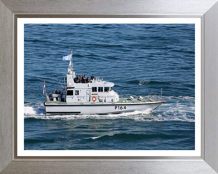 HMS Explorer P164 | Photo Print | Framed Print | Archer Class | P2000 | Patrol Vessel | Royal Navy - Hampshire Prints