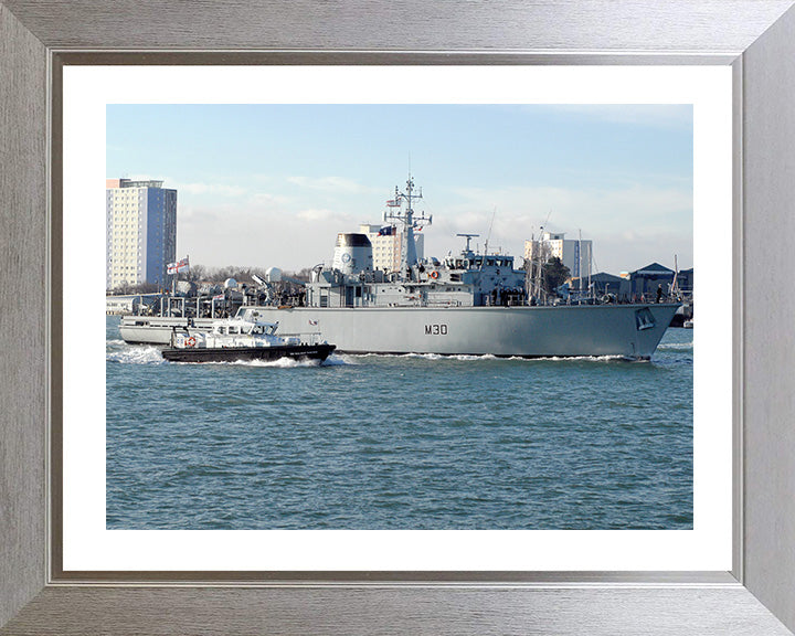 HMS Ledbury M30 Royal Navy Hunt class minehunter Photo Print or Framed Print - Hampshire Prints