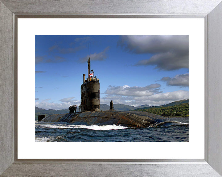 HMS Superb S109 Royal Navy Swiftsure class Submarine Photo Print or Framed Print - Hampshire Prints