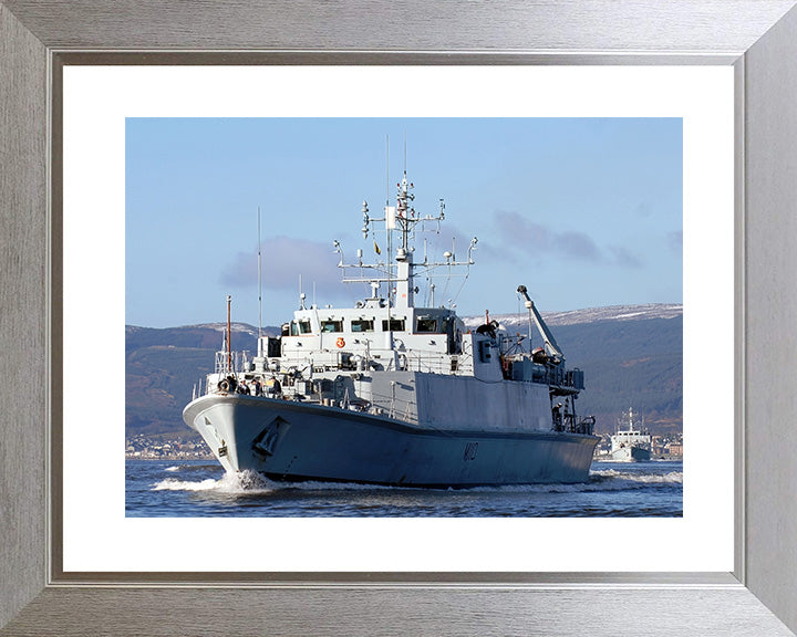 HMS Ramsey M110 | Photo Print | Framed Print | Sandown Class | Minehunter | Royal Navy - Hampshire Prints