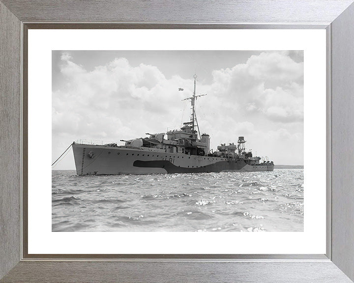 HMS Stork L81 Royal Navy Bittern class sloop Photo Print or Framed Print - Hampshire Prints