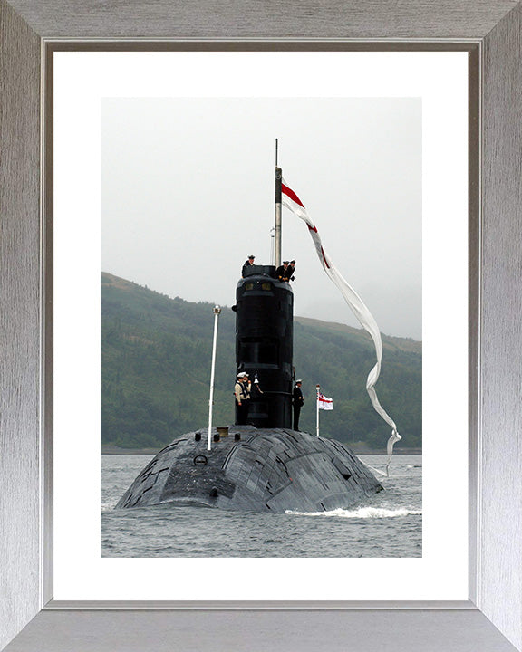 HMS Splendid S106 Royal Navy Swiftsure class Submarine Photo Print or Framed Print - Hampshire Prints