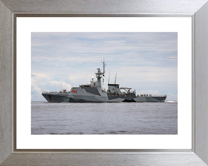 HMS Tamar P233 Royal Navy River class offshore patrol vessel Photo Print or Framed Print - Hampshire Prints