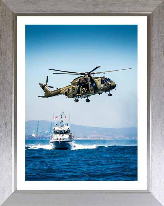 HMS Scimitar P284 | Photo Print | Framed Print | Scimitar Class | Fast Patrol Vessel | Royal Navy