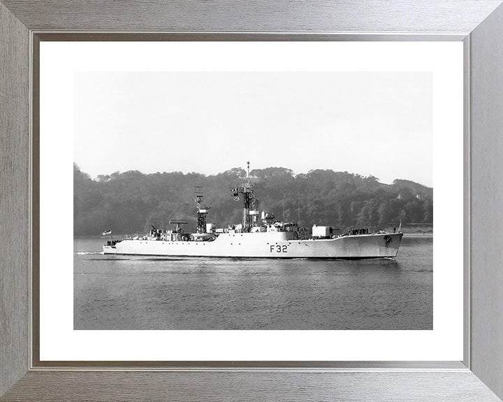 HMS Salisbury F32 Royal Navy Salisbury class Frigate Photo Print or Framed Print - Hampshire Prints