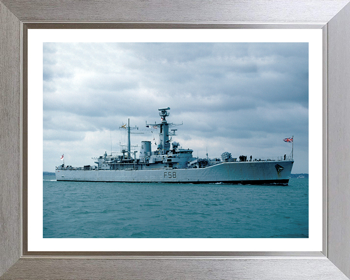 HMS Hermione F58 | Photo Print | Framed Print | Leander Class | Frigate | Royal Navy - Hampshire Prints