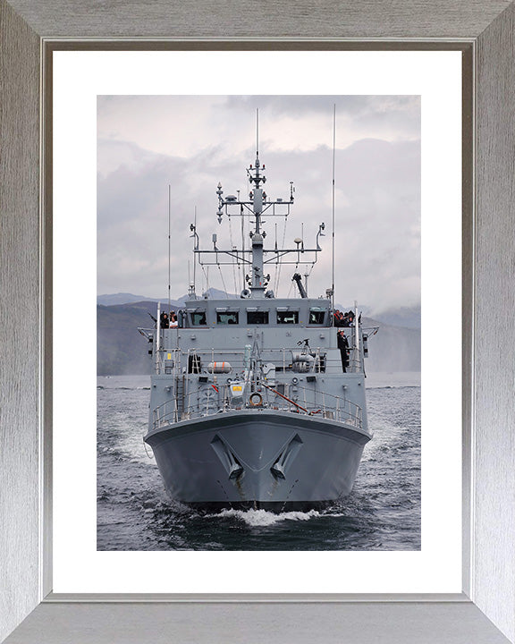 HMS Ramsey M110 Royal Navy Sandown class minehunter Photo Print or Framed Print - Hampshire Prints