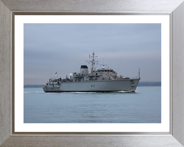 HMS Ledbury M30 Royal Navy Hunt class minehunter Photo Print or Framed Print - Hampshire Prints