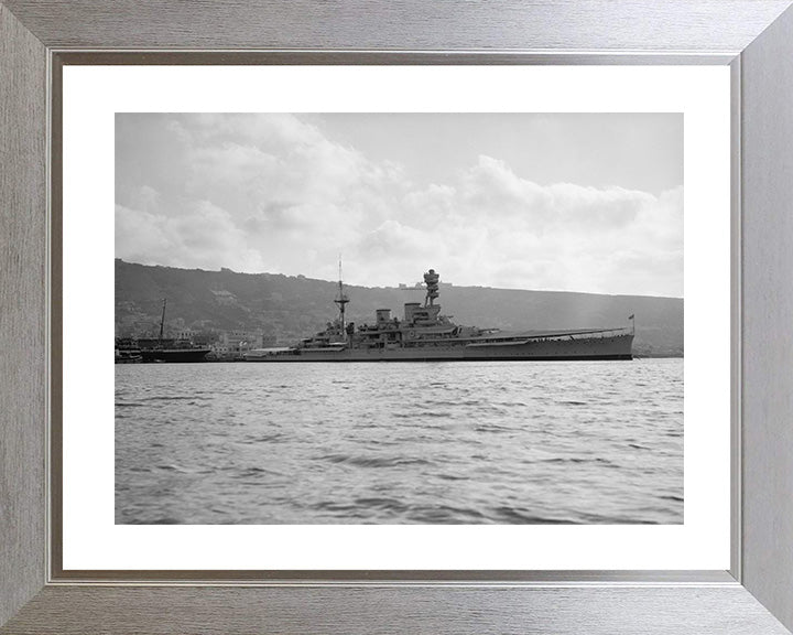 HMS Repulse (1916) Royal Navy Renown class battlecruiser Photo Print or Framed Print - Hampshire Prints