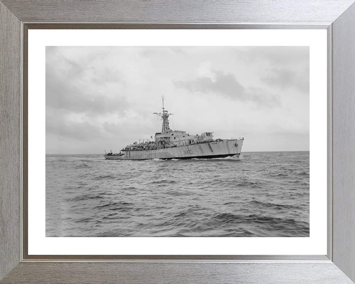 HMS Loch Eck K422 Royal Navy Loch class frigate Photo Print or Framed Print - Hampshire Prints