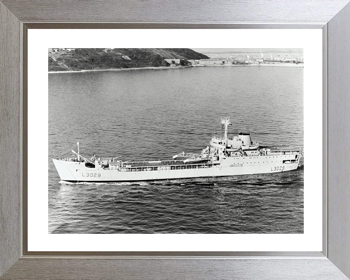 RFA Sir Lancelot L3029 Royal Fleet Auxiliary Round Table class ship Photo Print or Framed Print - Hampshire Prints