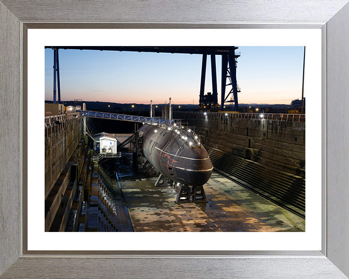 HMS Swiftsure S126 Submarine | Photo Print | Framed Print | Swiftsure Class | Royal Navy