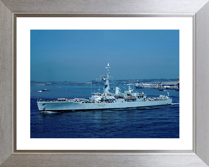 HMS Phoebe F42 Royal Navy Leander Class Frigate Photo Print or Framed Print - Hampshire Prints