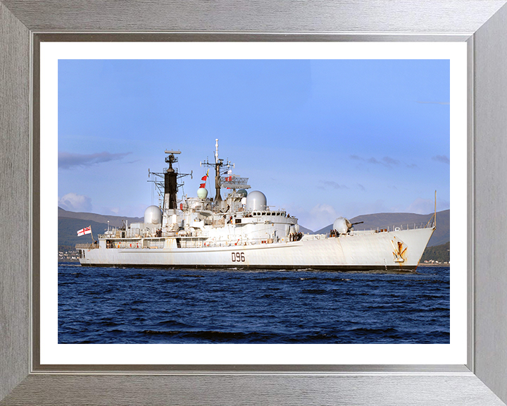 HMS Gloucester D96 Royal Navy Type 42 destroyer Photo Print or Framed Print - Hampshire Prints