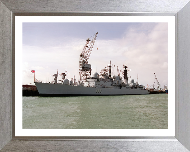 HMS Glasgow D88 Royal Navy Type 42 Destroyer Photo Print or Framed Print - Hampshire Prints