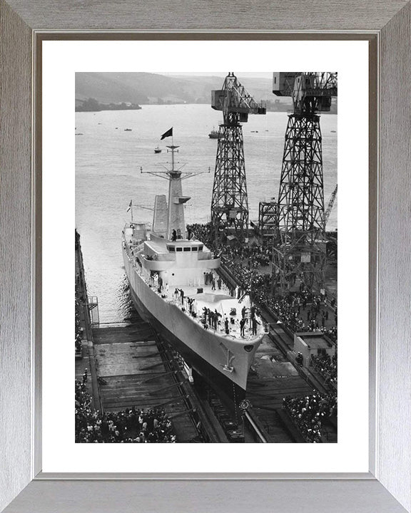 HMS Scylla F71 Royal Navy Leander class frigate Photo Print or Framed Print - Hampshire Prints