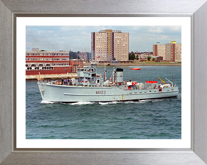 HMS Alfriston M1103 | Photo Print | Framed Print | Ton Class | Minesweeper | Royal Navy