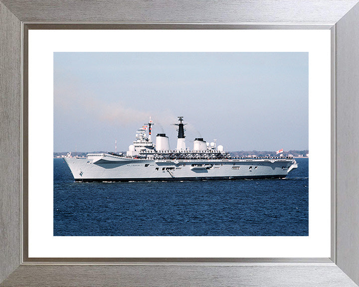 HMS Invincible R05 Royal Navy Invincible Class aircraft carrier Photo Print or Framed Print - Hampshire Prints