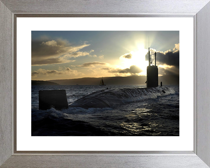 HMS Sceptre S104 Submarine | Photo Print | Framed Print | Swiftsure Class | Royal Navy - Hampshire Prints