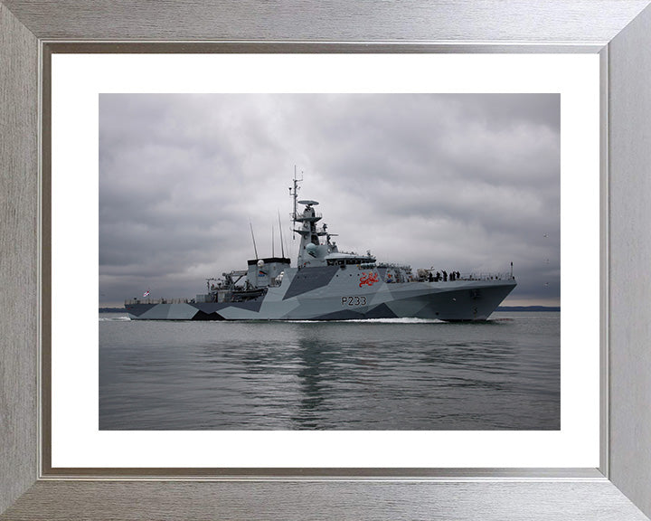 HMS Tamar P233 Royal Navy River class patrol vessel Photo Print or Framed Print - Hampshire Prints