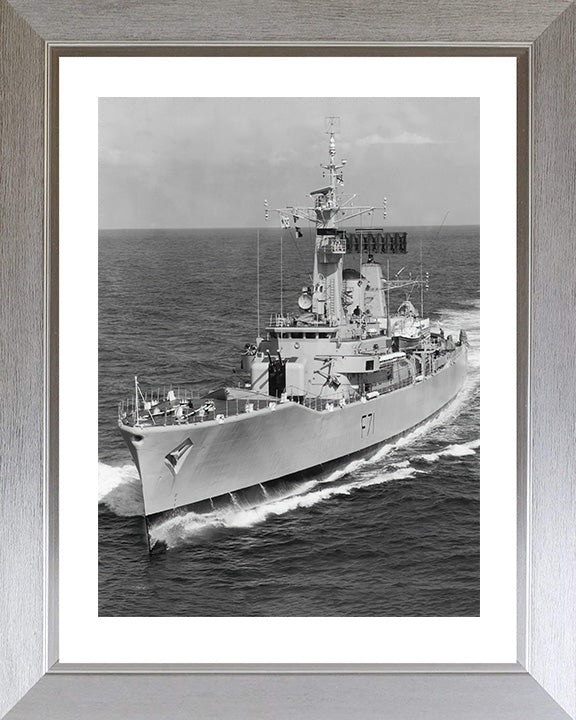 HMS Scylla F71 | Photo Print | Framed Print | Leander Class | Frigate | Royal Navy - Hampshire Prints