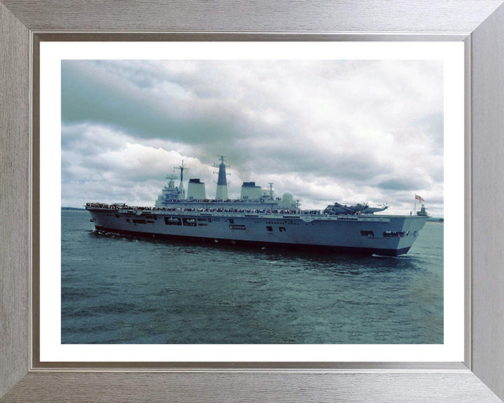 HMS Illustrious R06 Royal Navy Invincible class Aircraft Carrier Photo Print or Framed Print - Hampshire Prints