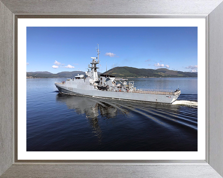 HMS Forth P222 Royal Navy River class offshore patrol vessel Photo Print or Framed Print - Hampshire Prints