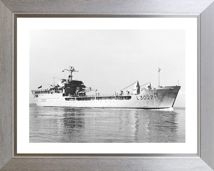 RFA Sir Geraint L3027 Royal Fleet Auxiliary Round Table class ship Photo Print or Framed Print - Hampshire Prints