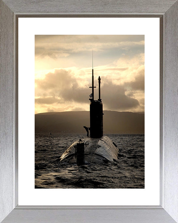 HMS Sceptre S104 Submarine | Photo Print | Framed Print | Swiftsure Class | Royal Navy - Hampshire Prints