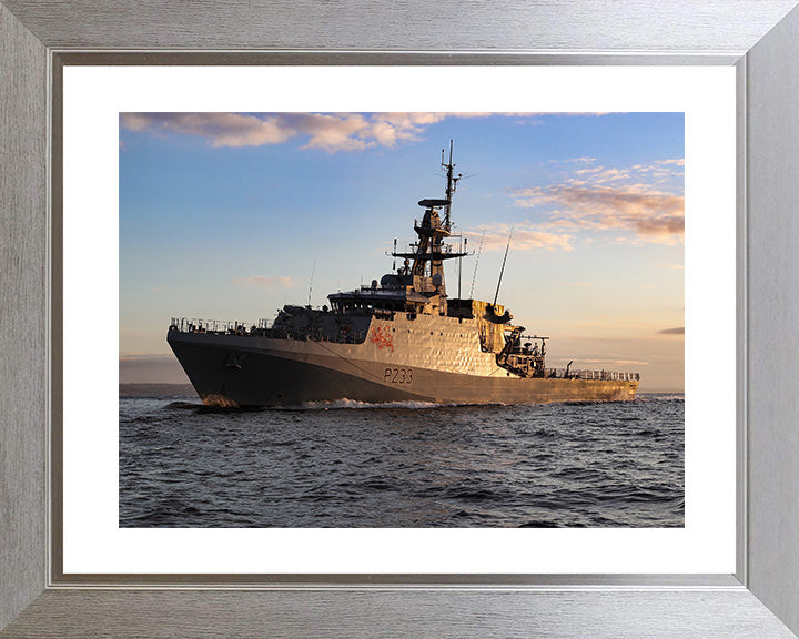 HMS Tamar P233 Royal Navy River class offshore patrol vessel Photo Print or Framed Print - Hampshire Prints