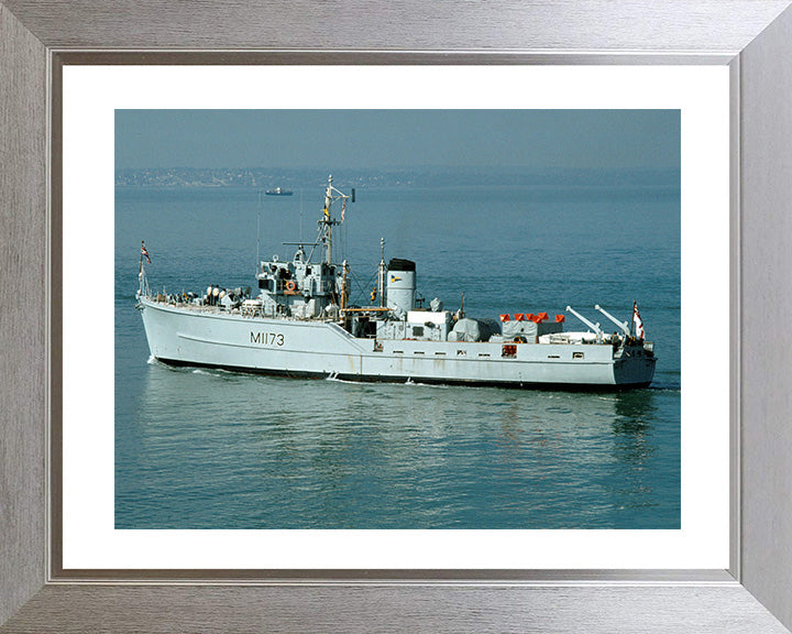 HMS Pollington M1173 Royal Navy Ton Class Minesweeper Photo Print or Framed Print - Hampshire Prints