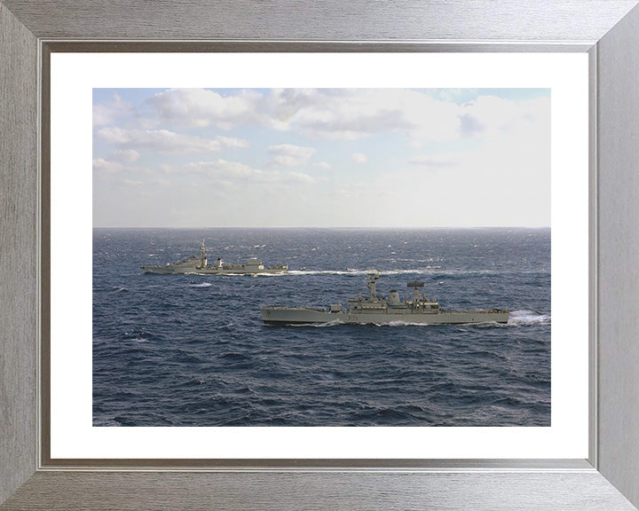 HMS Scylla F71 | Photo Print | Framed Print | Leander Class | Frigate | Royal Navy - Hampshire Prints