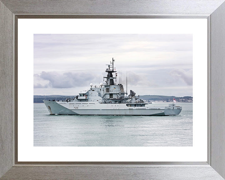 HMS Tyne P281 Royal Navy River class patrol vessel Photo Print or Framed Print - Hampshire Prints