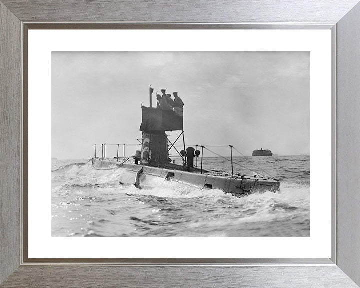 HMS B6 Royal Navy B class submarine Photo Print or Framed Print - Hampshire Prints