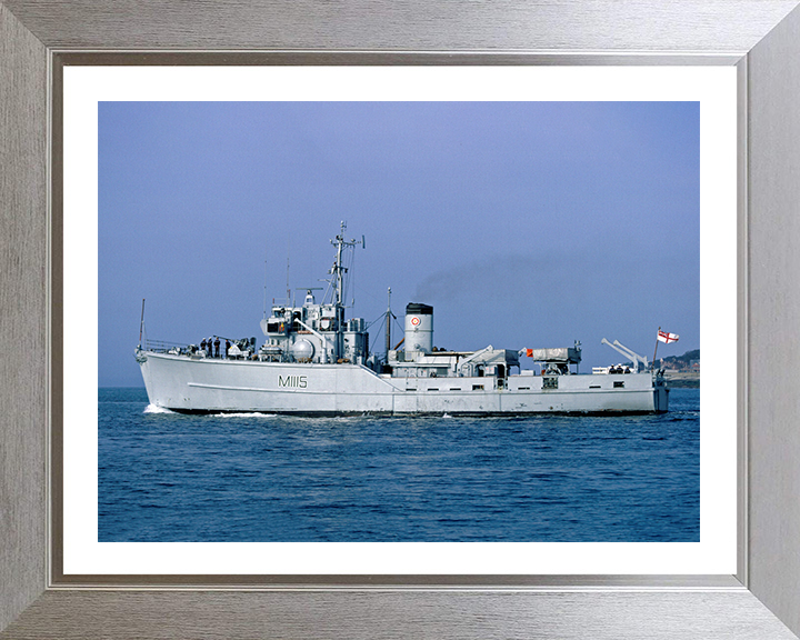 HMS Bronington M1115 | Photo Print | Framed Print | Ton Class | Minesweeper | Royal Navy