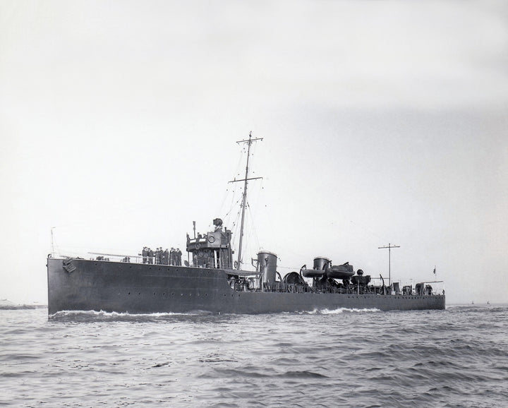 HMS Lurcher 1912 | Photo Print | Framed Print | Acheron Class | Destroyer | Royal Navy - Hampshire Prints