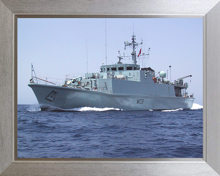 HMS Grimsby M108 Royal Navy Sandown class minehunter Photo Print or Framed Print - Hampshire Prints