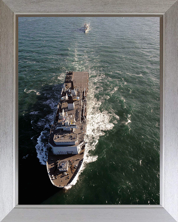 HMS Bulwark L15 | Photo Print | Framed Print | Albion Class | Amphibious Ship | Royal Navy