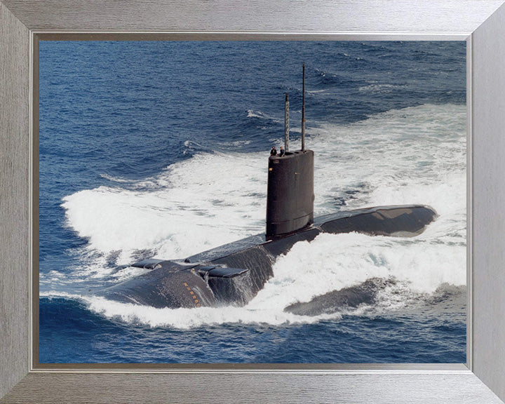 HMS Courageous S50 Royal Navy Valiant class Submarine Photo Print or Framed Print - Hampshire Prints